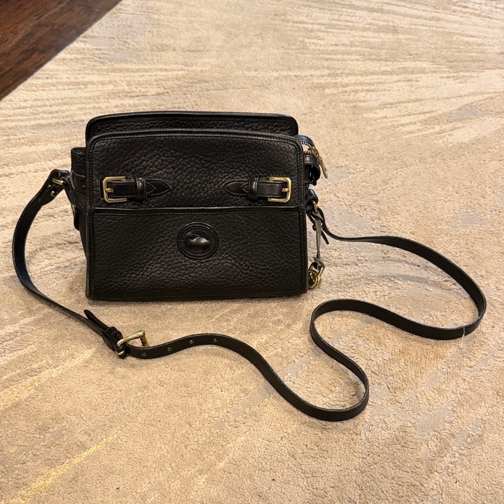 Dooney Bourke Vintage Pebbled Leather Black Crossbody Purse Rare black and gold
